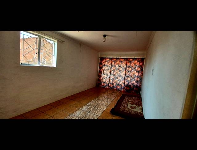 3 BEDROOM FREEHOLD FOR SALE IN VISAGIE PARK